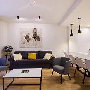 https://tuapartamento-en-el-centro-estafeta-65.sansebastianhotels.net